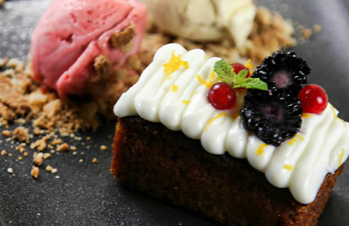 lucy-wang-sushi-brasserie-puerto-portals-mallorca-restaurant-exclusive-food-dessert-chocola-cake Lucy Wang • Japanese Newstyle & French Brasserie • Top Sushi Restaurant • Puerto Portals • Mallorca